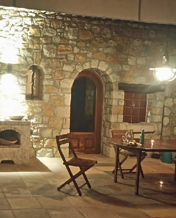 Éclairage de terrasse en pierre